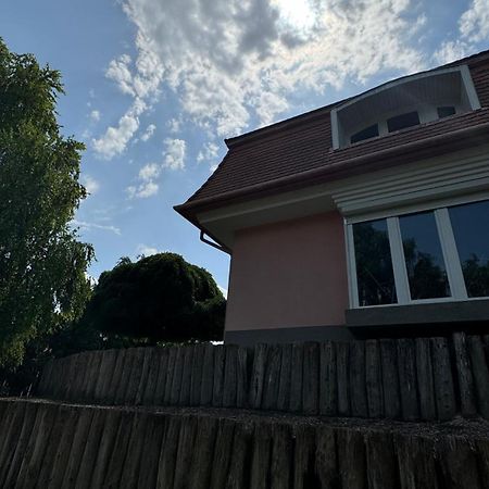 5 Haloszobas Wellness Vip House - Privat Medence Siófok Buitenkant foto