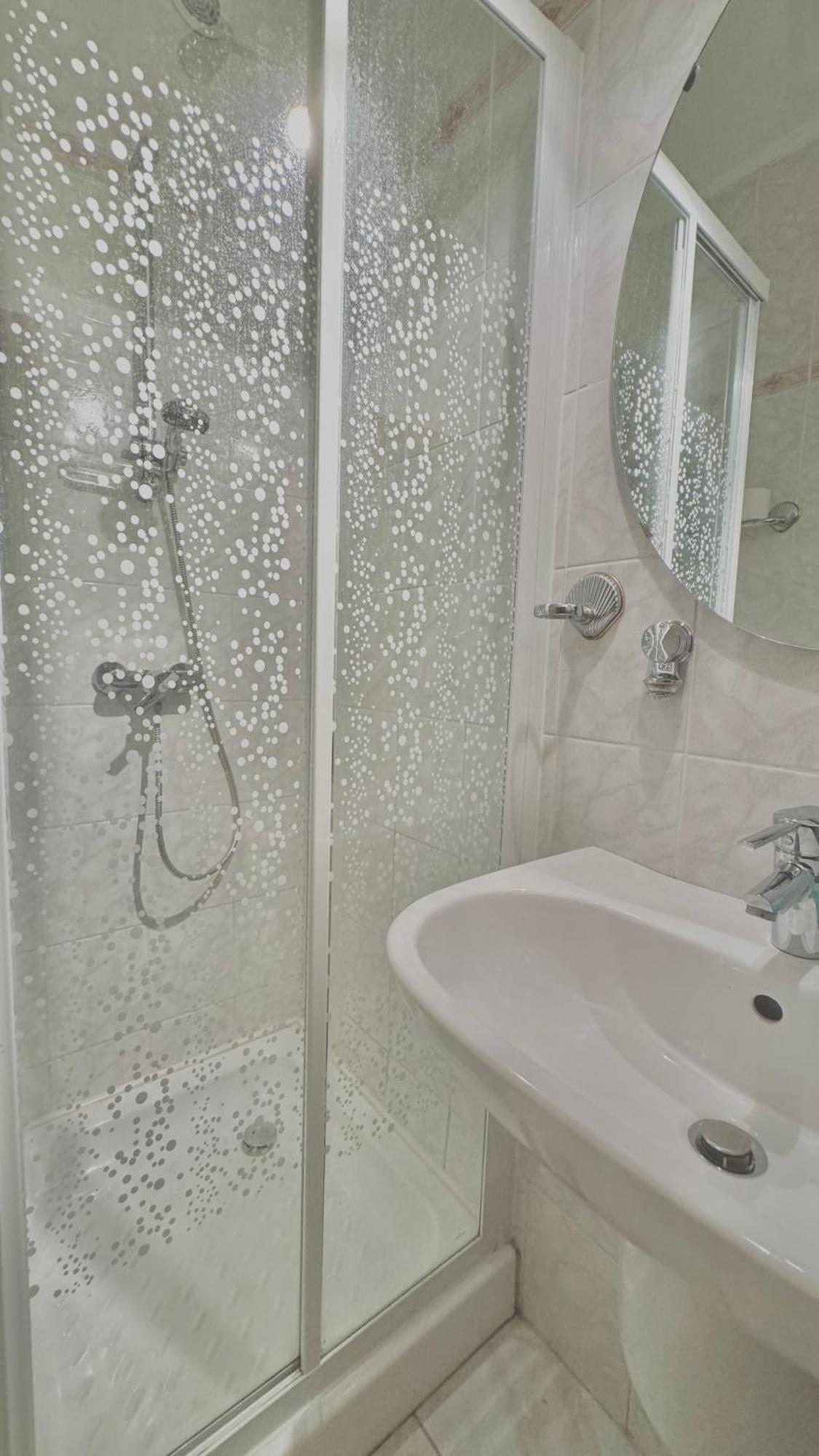5 Haloszobas Wellness Vip House - Privat Medence Siófok Buitenkant foto